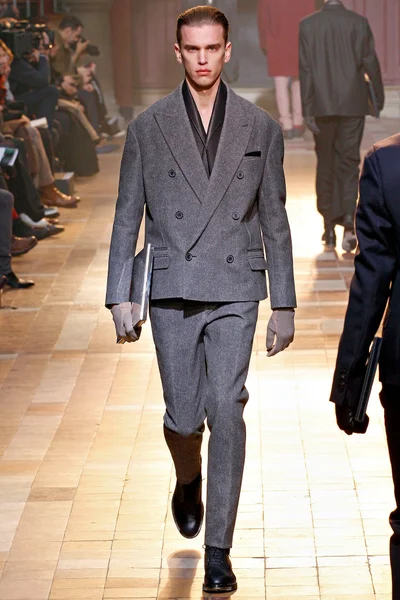 Look 42